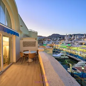 https://weforyou-isla-puerto-marina-with-parking.hotelsinnerja.org
